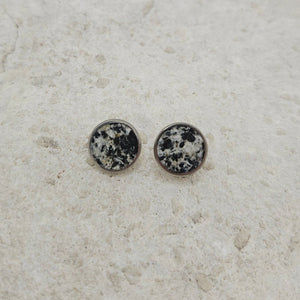 Ear studs round No 11